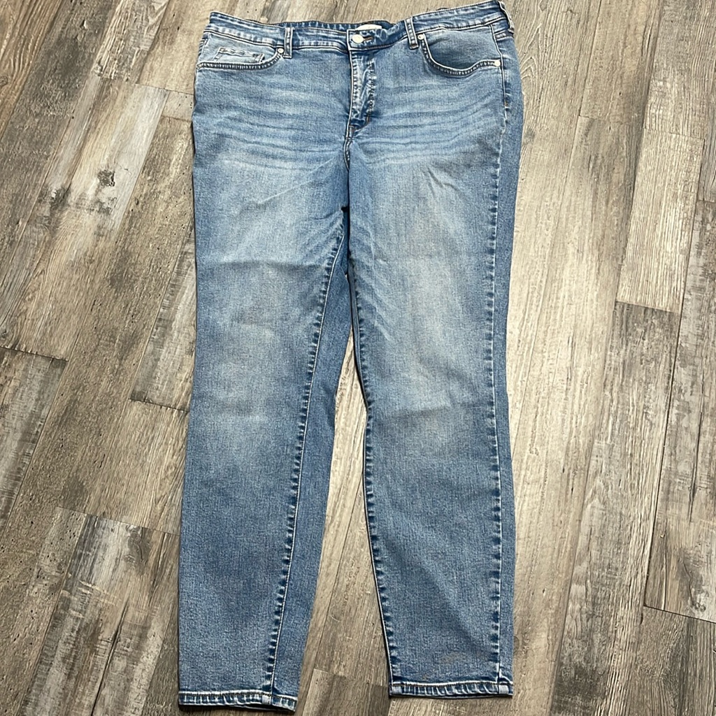 Wonderly Brand Jeans